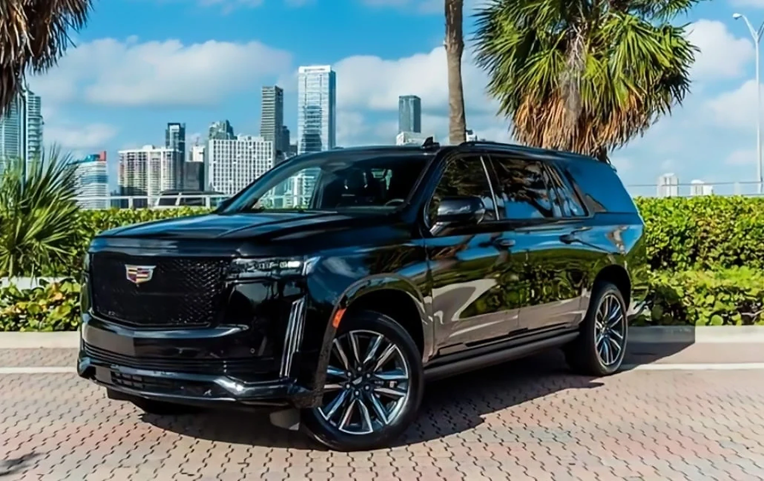 Cadillac Escalade ESV detail view selected for MIA / LUX