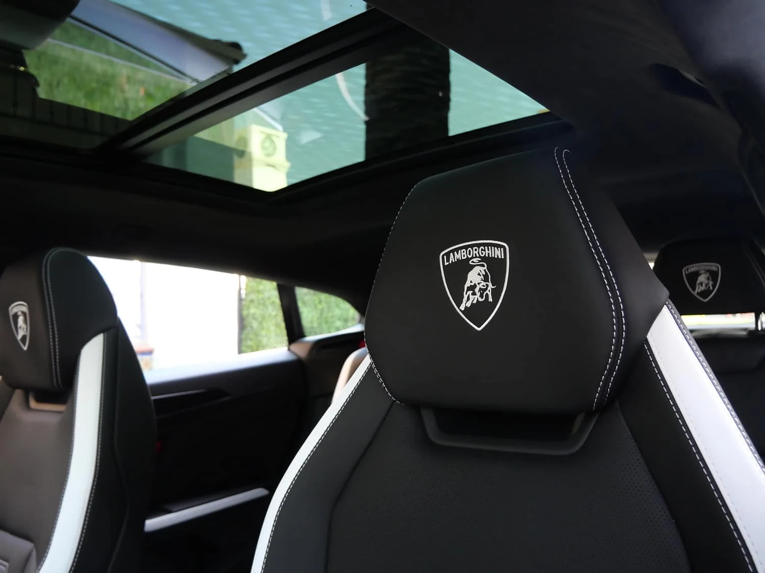 Lamborghini Urus SE for hybrid supercar rentals — luxury car rental Miami airport